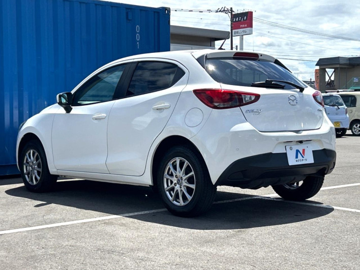 2015 Mazda Demio DBA-DJ3AS (UW-6a150e7cdbd1b)[8]
