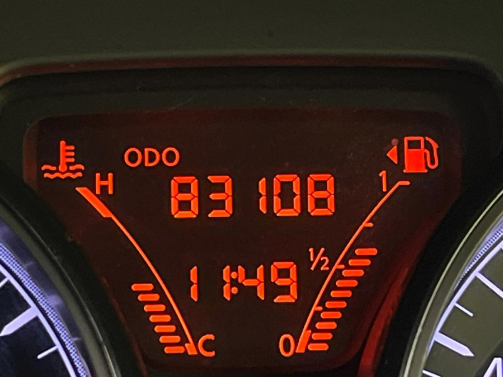 2014 Nissan Note DBA-E12 (UW-6a150e82b7044)[2]