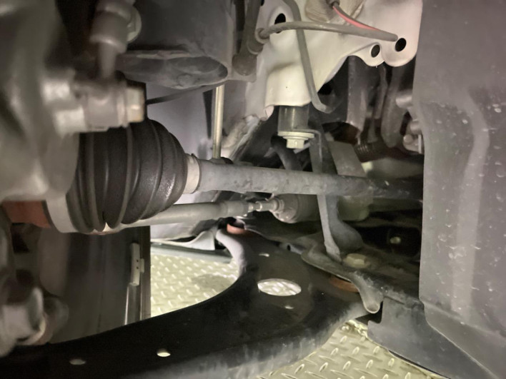 2021 Nissan Note 6AA-E13 (UW-6a150e85a9e5d)[4]