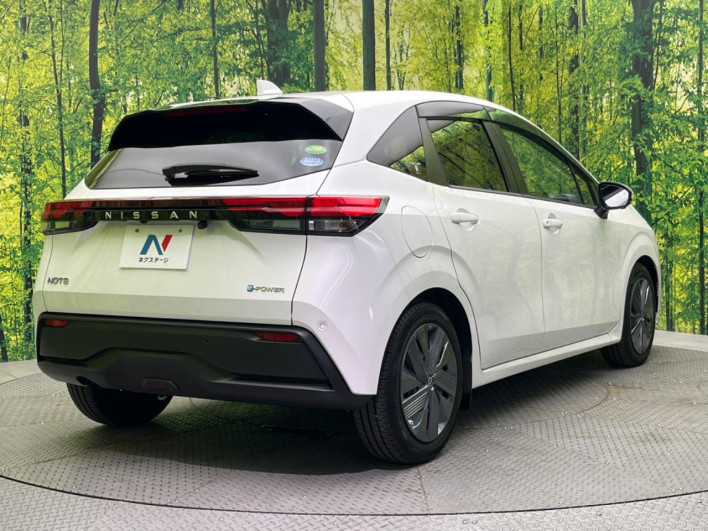 2021 Nissan Note 6AA-E13 (UW-6a150e85a9e5d)[12]