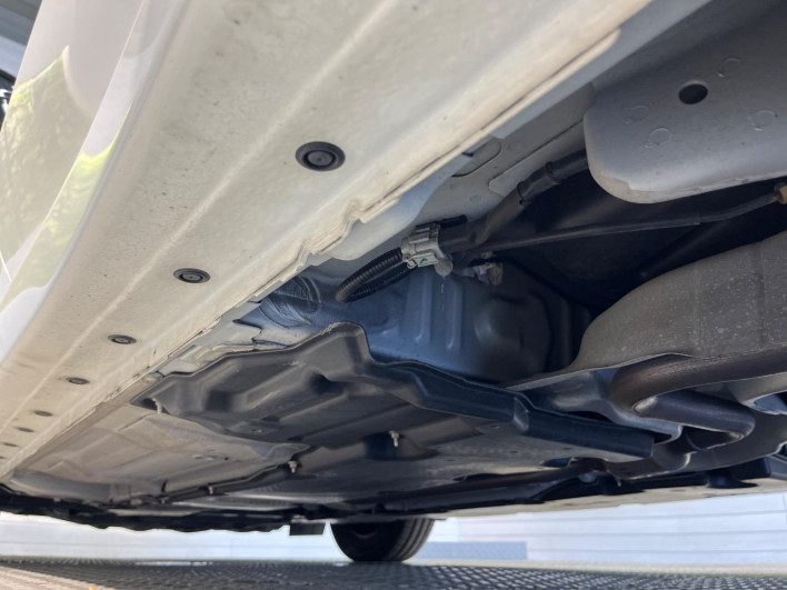 2021 Nissan Note 6AA-E13 (UW-6a150e861cd97)[9]