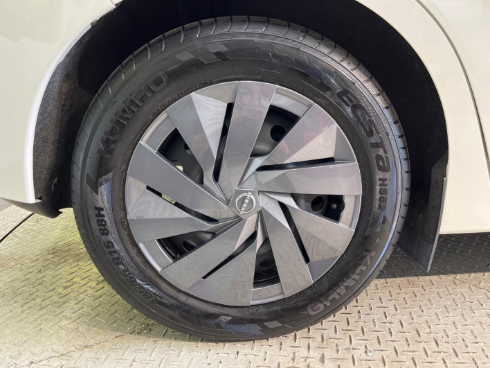 2021 Nissan Note 6AA-E13 (UW-6a150e861cd97)[29]