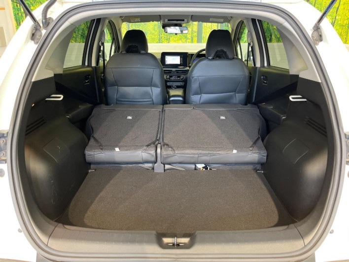 2021 Nissan Note 6AA-E13 (UW-6a150e861cd97)[15]
