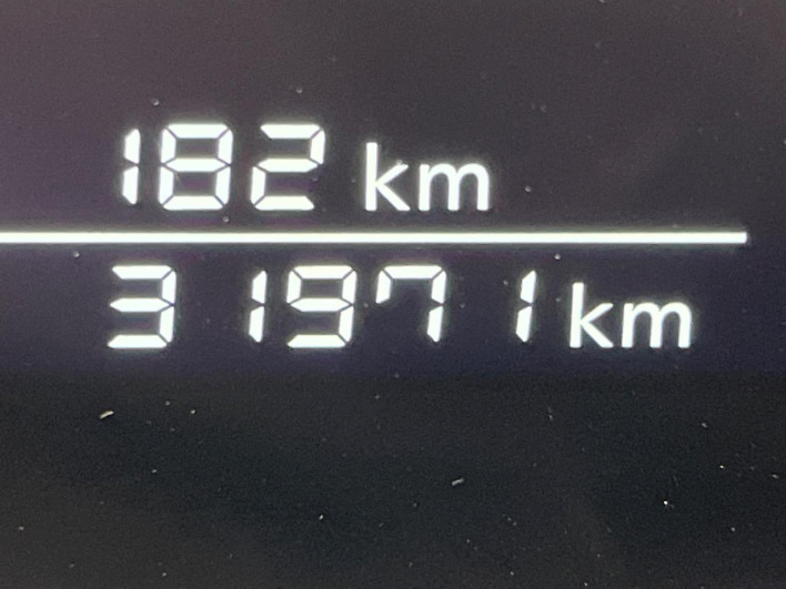 2021 Nissan Note 6AA-E13 (UW-6a150e861cd97)[2]
