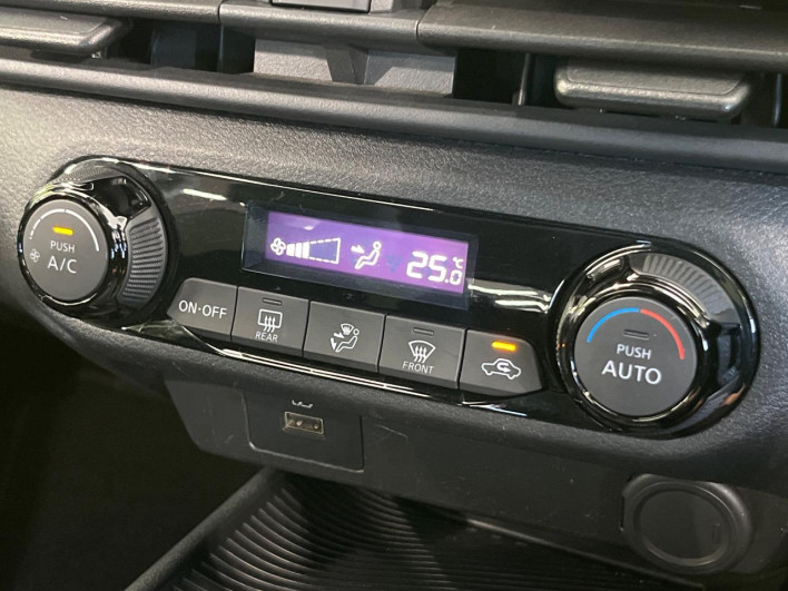 2022 Nissan Note 6AA-E13 (UW-6a150e86e1e28)[12]