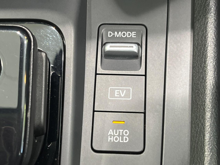 2022 Nissan Note 6AA-E13 (UW-6a150e86e1e28)[14]