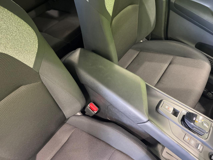2022 Nissan Note 6AA-E13 (UW-6a150e86e1e28)[21]