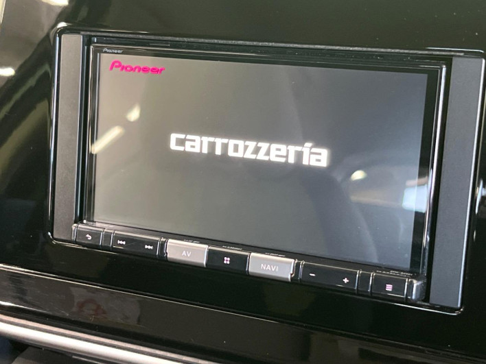 2022 Nissan Note 6AA-E13 (UW-6a150e86e1e28)[9]
