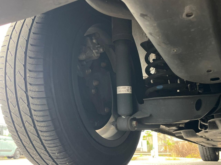 2019 Honda Freed hybrid DAA-GB7 (UW-6a150e90cc83a)[18]