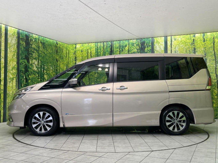 2016 Nissan Serena DAA-GFC27 (UW-6a150e97ad59c)[11]