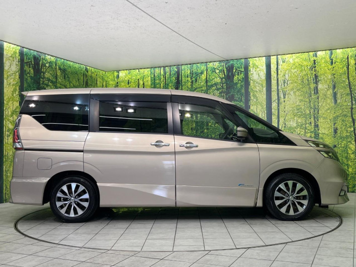 2016 Nissan Serena DAA-GFC27 (UW-6a150e97ad59c)[7]