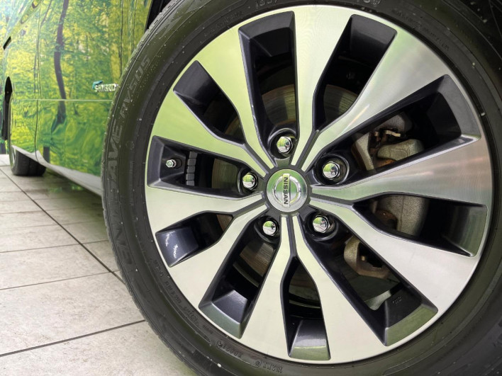 2017 Nissan Serena DAA-GFC27 (UW-6a150e98eff6a)[15]