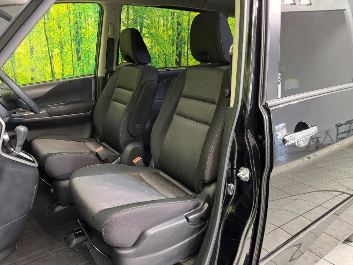 2017 Nissan Serena DAA-GFC27 (UW-6a150e98eff6a)[28]