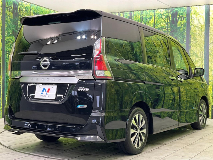 2017 Nissan Serena DAA-GFC27 (UW-6a150e98eff6a)[8]