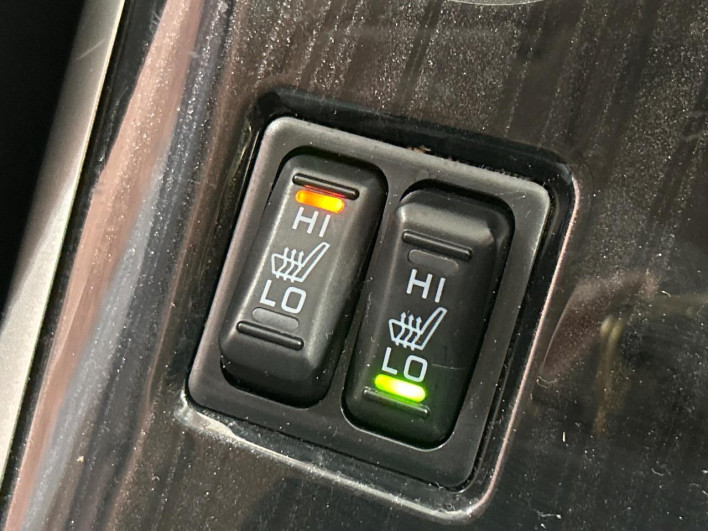 2015 Mitsubishi OUTLANDER PHEV DLA-GG2W (UW-6a150ea1345e1)[22]