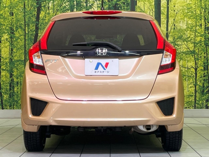 2013 Honda Fit DBA-GK4 (UW-6a150ea44d45b)[9]
