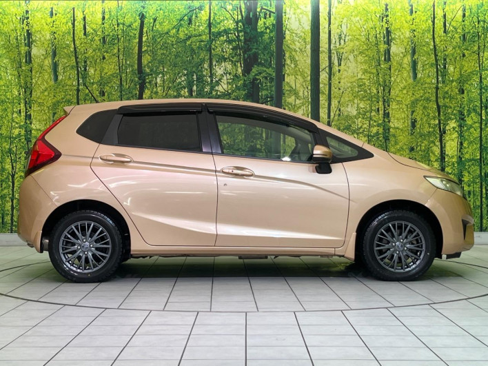 2013 Honda Fit DBA-GK4 (UW-6a150ea44d45b)[7]