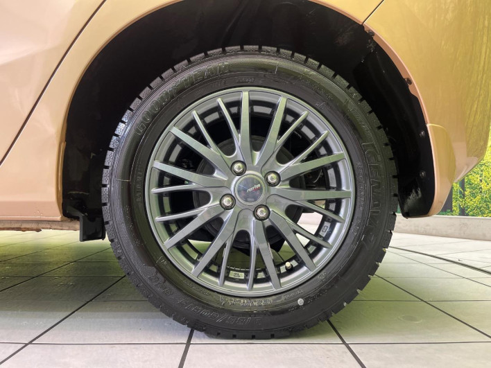 2013 Honda Fit DBA-GK4 (UW-6a150ea44d45b)[15]