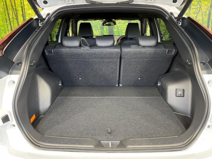 2023 Mitsubishi Eclipse Cross PHEV 5LA-GL3W (UW-6a150ea4ac2ec)[5]