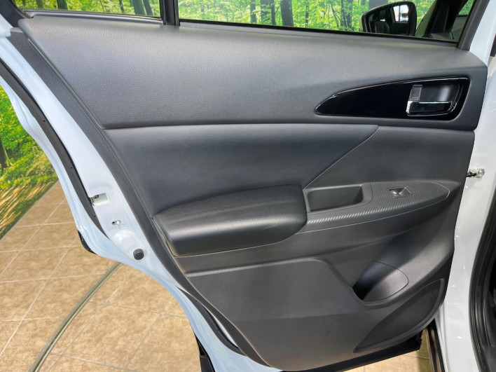 2023 Mitsubishi Eclipse Cross PHEV 5LA-GL3W (UW-6a150ea4ac2ec)[20]