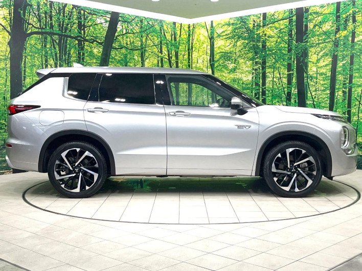 2022 Mitsubishi OUTLANDER PHEV 5LA-GN0W (UW-6a150ea4ce5d0)[6]