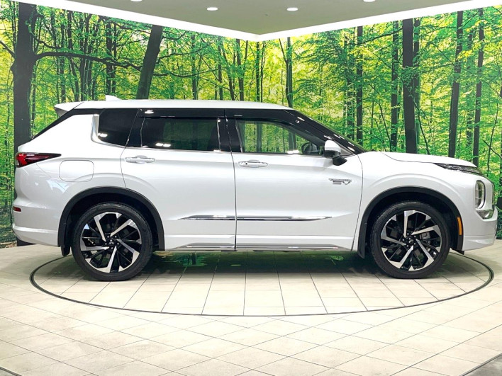2022 Mitsubishi OUTLANDER PHEV 5LA-GN0W (UW-6a150ea63f567)[10]