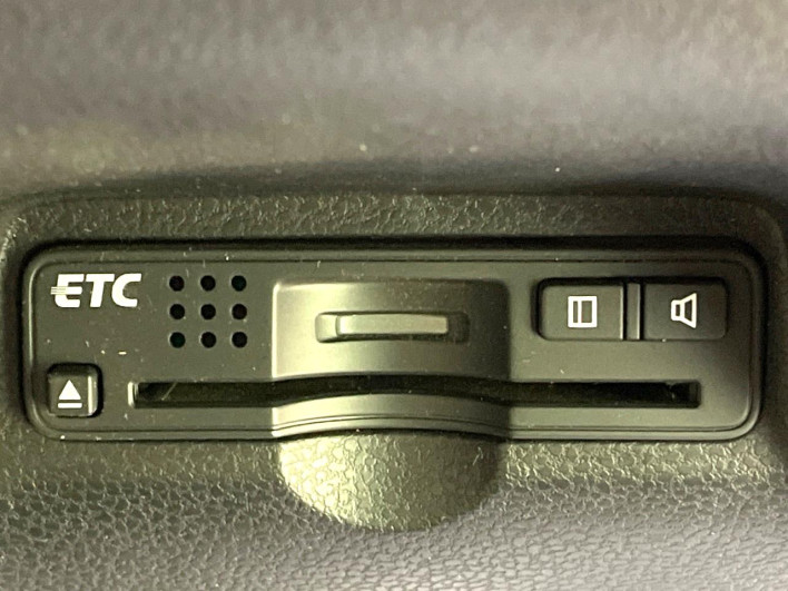 2012 Honda Fit Shuttle Hybrid DAA-GP2 (UW-6a150ea899b0e)[16]