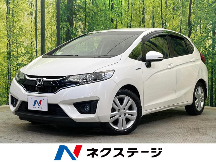 2016 Honda Fit Hybrid DAA-GP5 (UW-6a150ea9ab402)[3]