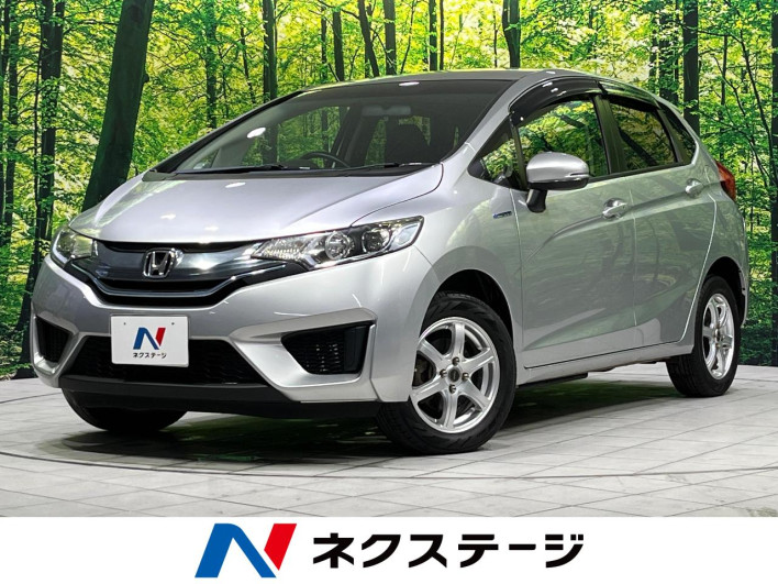 2014 Honda Fit Hybrid DAA-GP6 (UW-6a150eab54b6a)[3]