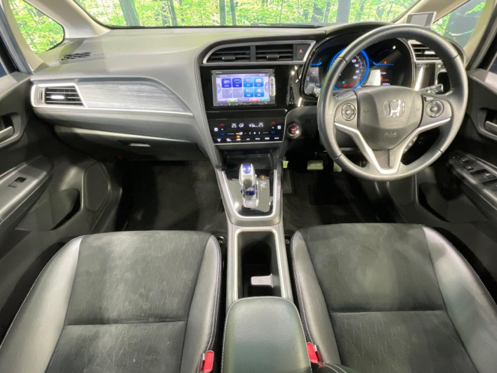 2015 Honda SHUTTLE DAA-GP7 (UW-6a150eac1e9b9)[21]