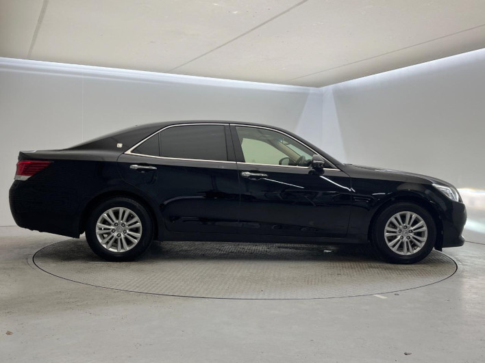 2014 Toyota Crown DBA-GRS210 (UW-6a150eaedf3ba)[14]
