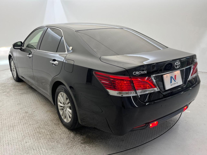 2014 Toyota Crown DBA-GRS210 (UW-6a150eaedf3ba)[26]
