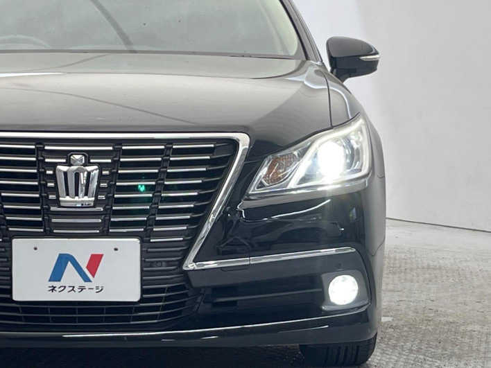 2014 Toyota Crown DBA-GRS210 (UW-6a150eaedf3ba)[10]