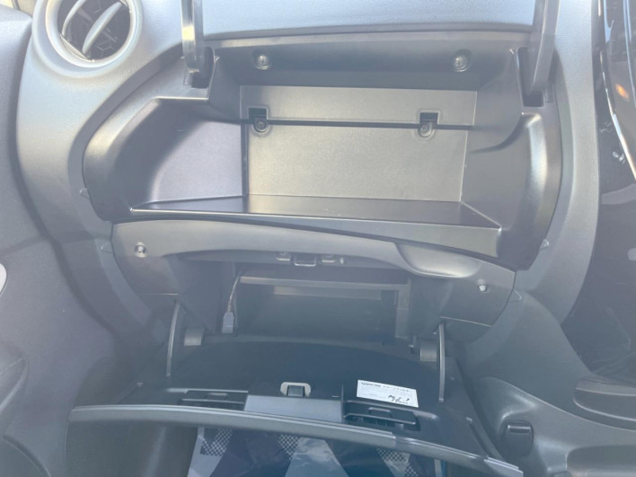 2017 Nissan Note DAA-HE12 (UW-6a150ec17fde9)[23]