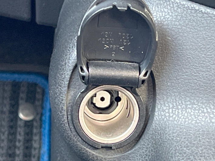 2017 Nissan Note DAA-HE12 (UW-6a150ec17fde9)[20]