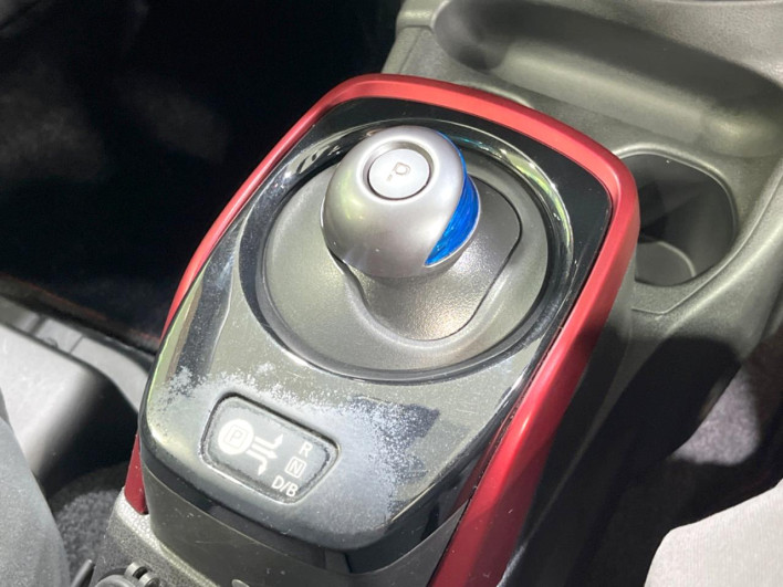 2018 Nissan Note DAA-HE12 (UW-6a150ec2232ed)[22]