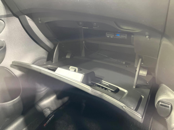 2018 Nissan Note DAA-HE12 (UW-6a150ec2232ed)[29]