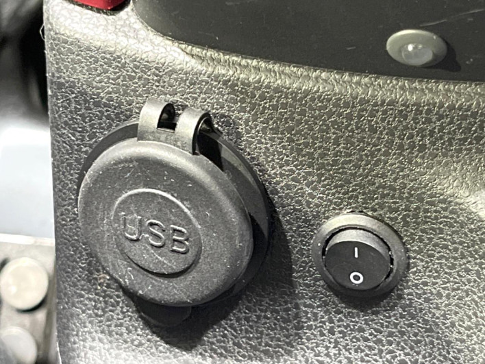 2018 Nissan Note DAA-HE12 (UW-6a150ec2232ed)[26]