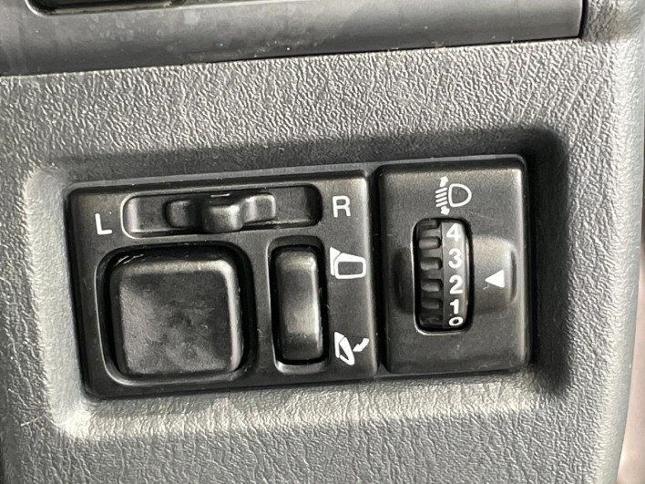 2012 Suzuki Jimny ABA-JB23W (UW-6a150ed270441)[8]