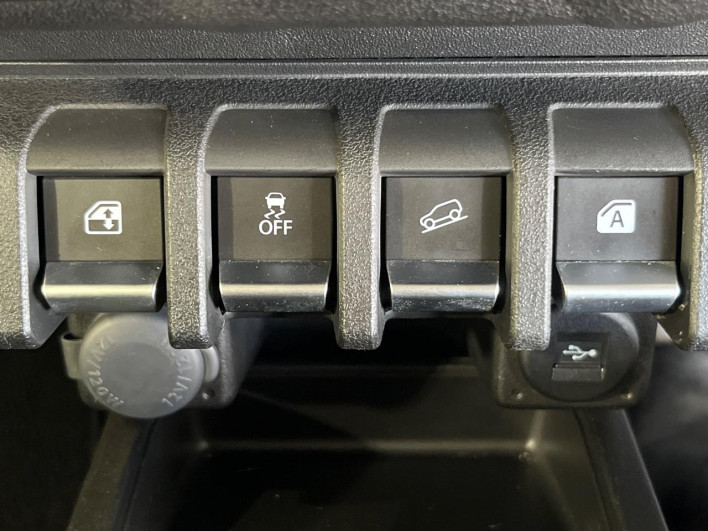 2018 Suzuki Jimny 3BA-JB64W (UW-6a150ed3b3910)[10]