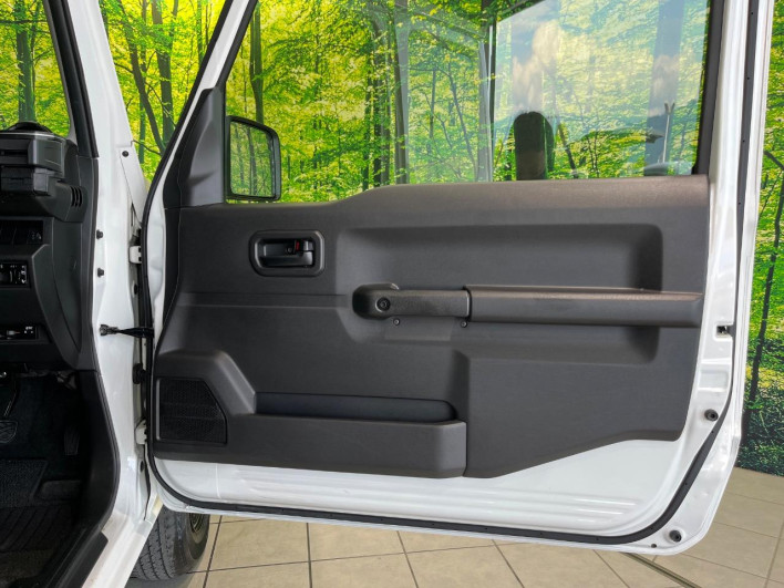 2018 Suzuki Jimny 3BA-JB64W (UW-6a150ed3b3910)[23]