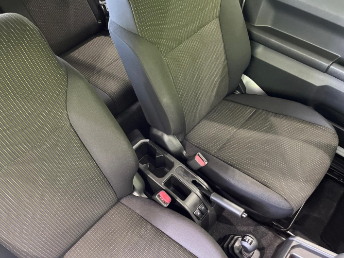 2018 Suzuki Jimny 3BA-JB64W (UW-6a150ed3b3910)[21]