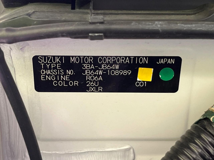 2018 Suzuki Jimny 3BA-JB64W (UW-6a150ed3b3910)[1]