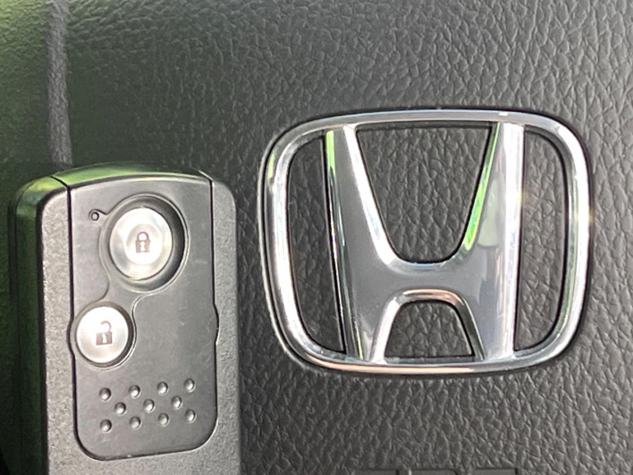 2011 Honda Life DBA-JC1 (UW-6a150edd133a6)[5]