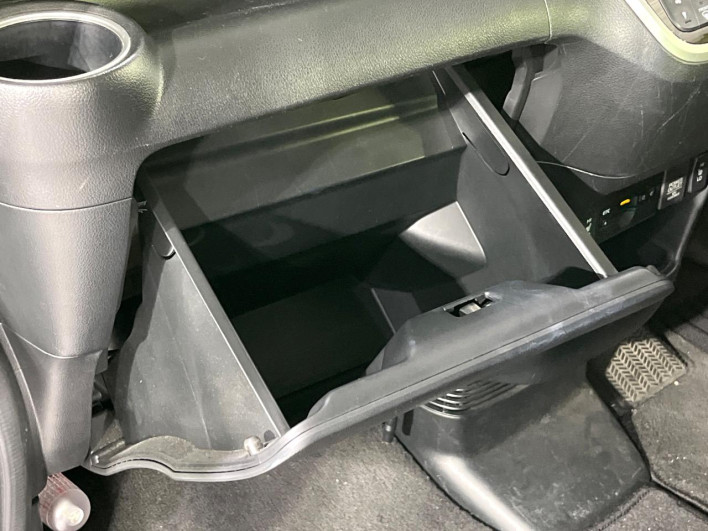 2016 Honda N-BOX CUSTOM DBA-JF1 (UW-6a150ee1493fb)[24]
