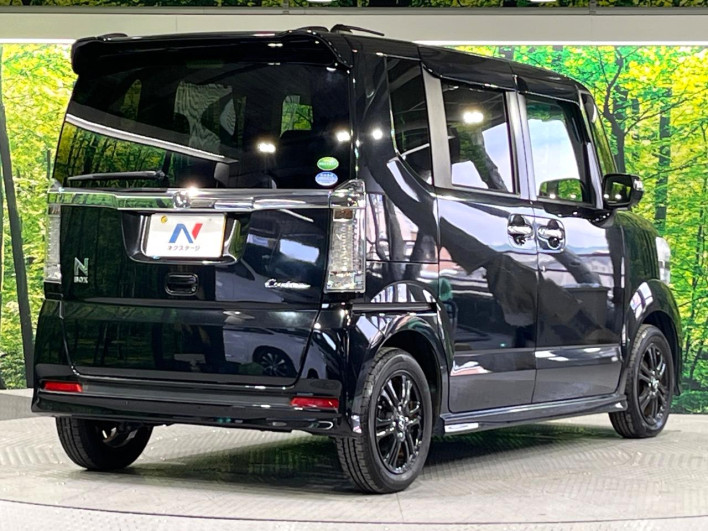 2016 Honda N-BOX CUSTOM DBA-JF1 (UW-6a150ee1493fb)[8]