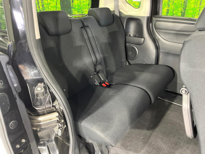 2016 Honda N-BOX CUSTOM DBA-JF1 (UW-6a150ee1493fb)[23]