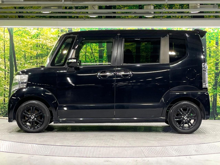 2016 Honda N-BOX CUSTOM DBA-JF1 (UW-6a150ee1493fb)[11]