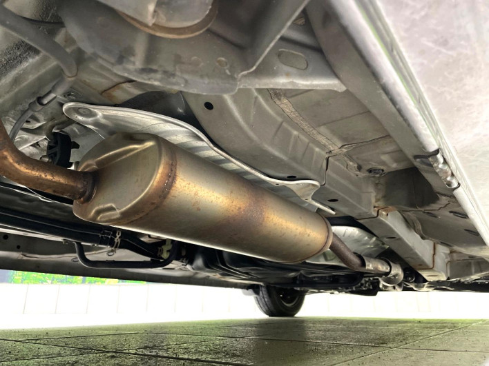 2017 Honda N-BOX DBA-JF1 (UW-6a150ee230f52)[12]