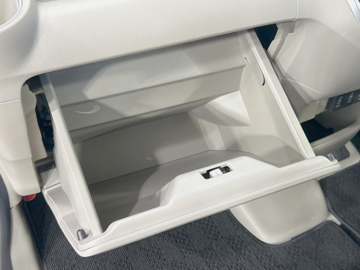 2020 Honda N-BOX Slash DBA-JF1 (UW-6a150ee4e77e7)[22]